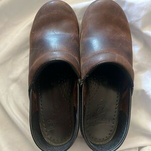 Dansko Leather Antique Brown Oiled Clog Shoes Size 39